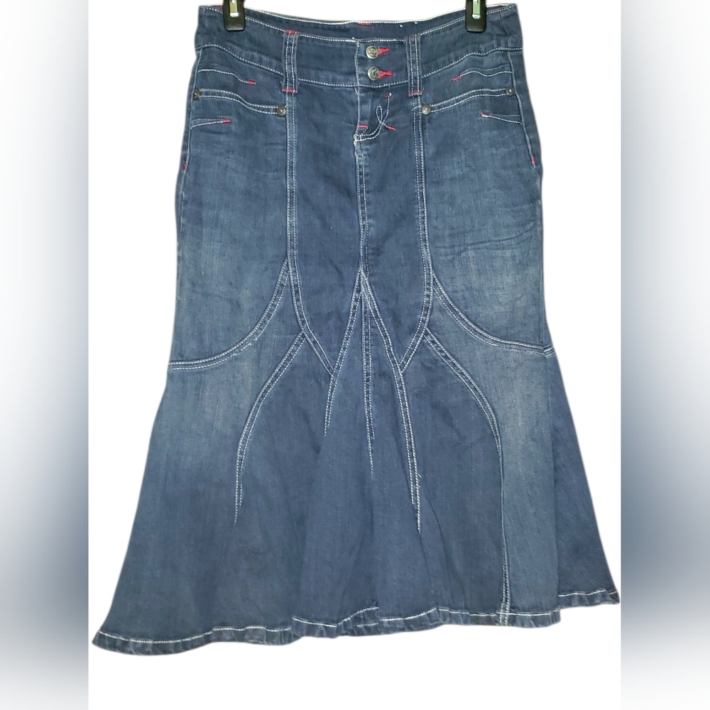 Denim Flared Midi Skirt in Blue Size 3